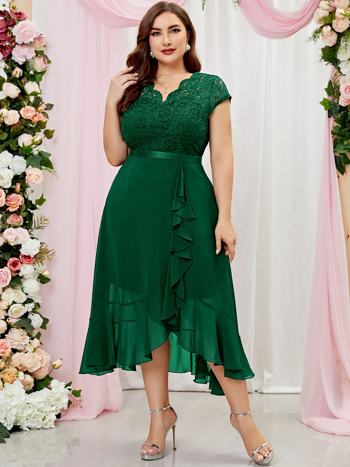 Plus Size V-Neck Floral Lace Bridesmaid Maxi Dress, Ruffle Design