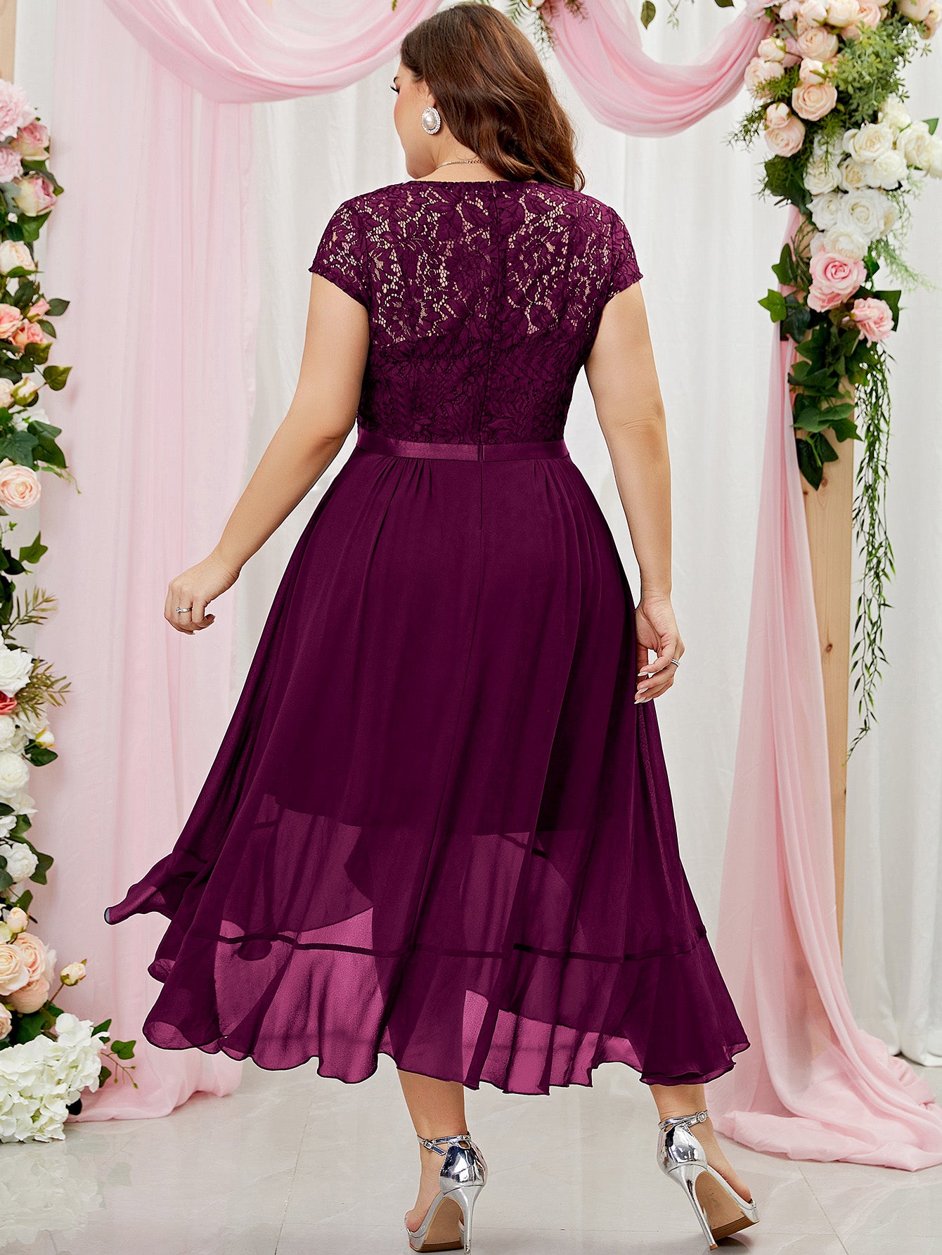 Plus Size V-Neck Floral Lace Bridesmaid Maxi Dress, Ruffle